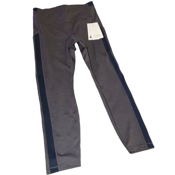 Athleta Women's Ultimate Stash Pocket 7/8 Tight Leggings Size M Gray & Navy NWT - Picture 1 of 9